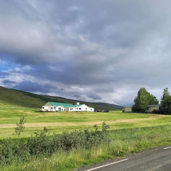 Þorsmoerk Farm 12 Min From Akureyri Apartment Svalbarthseyri Ngoại thất bức ảnh